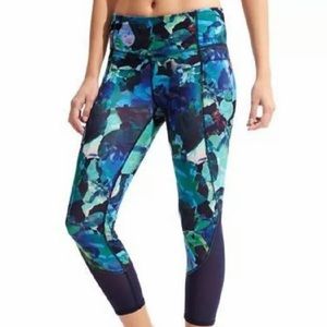 Athleta mystique chaturanga mesh floral capri XS